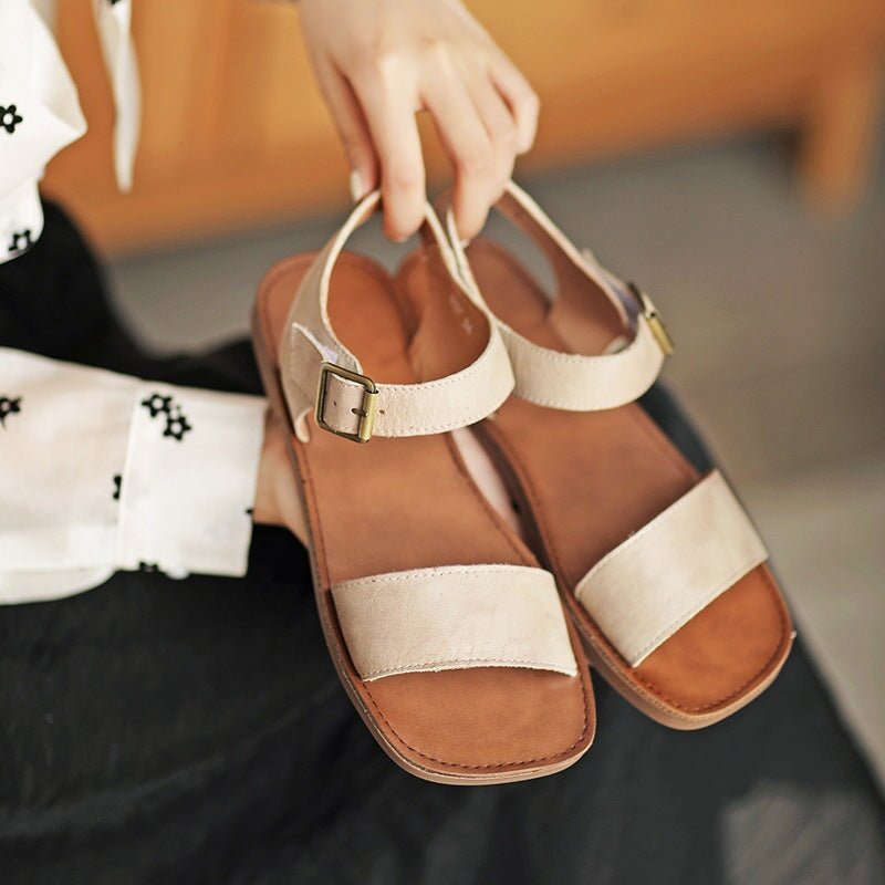  Sandals 