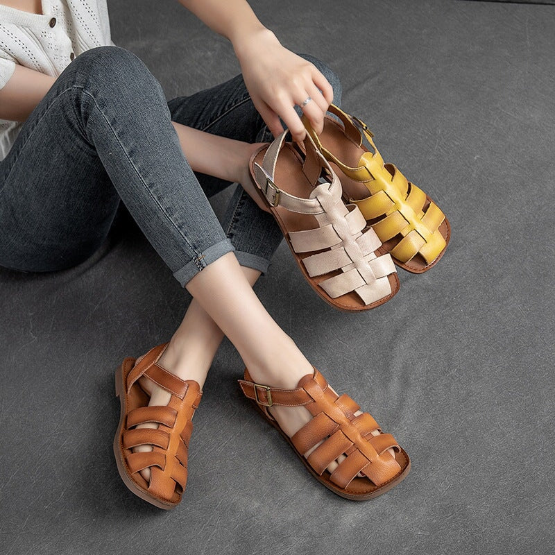  Sandals 
