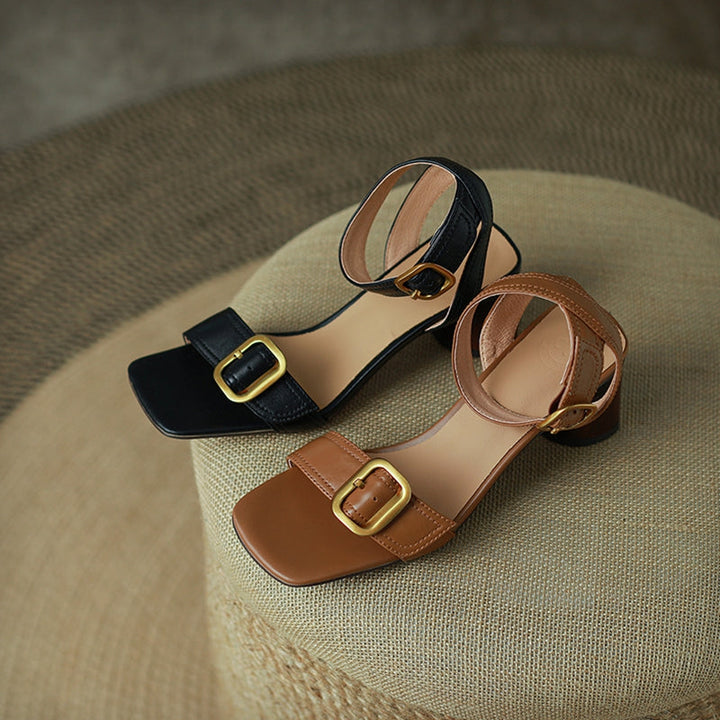  Sandals 