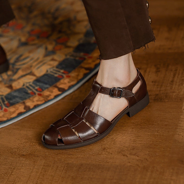 Sandals 