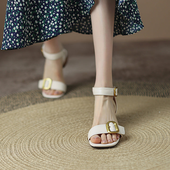  Sandals 