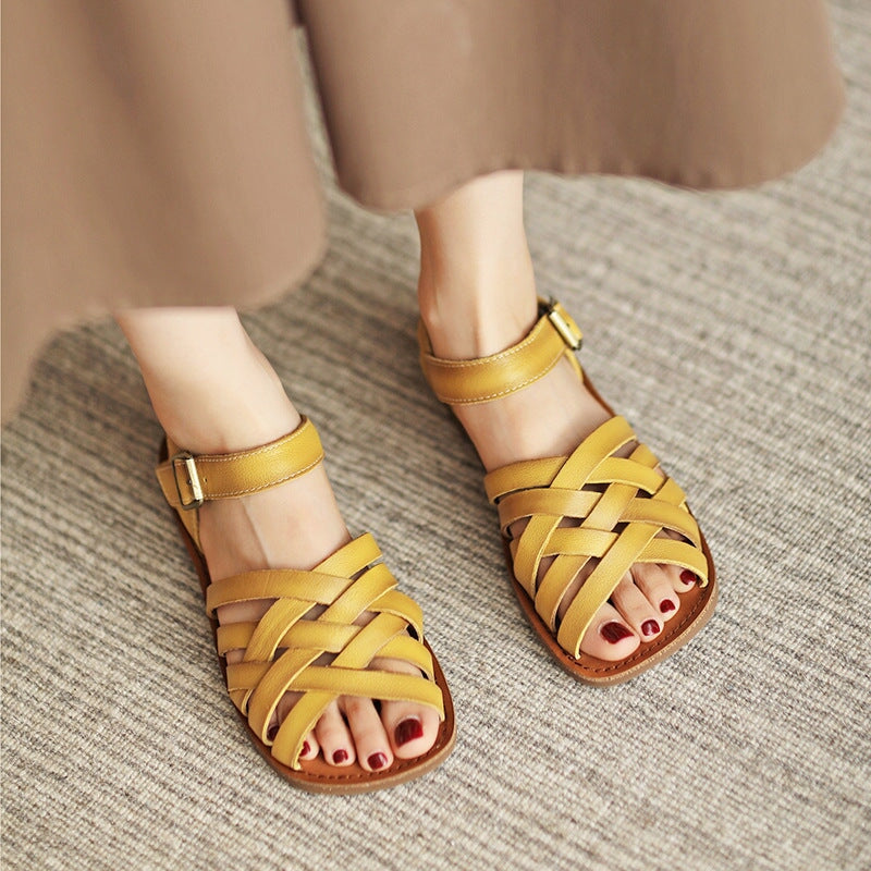  Sandals 