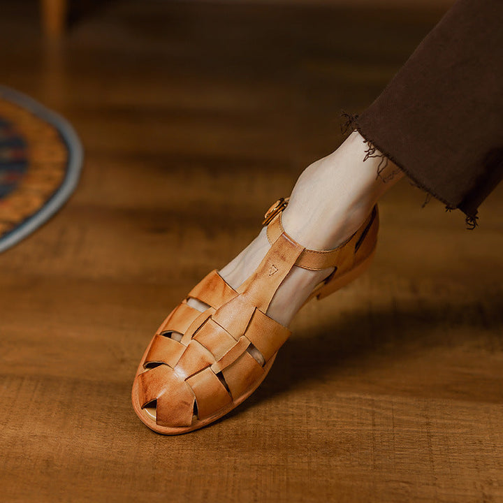  Sandals 
