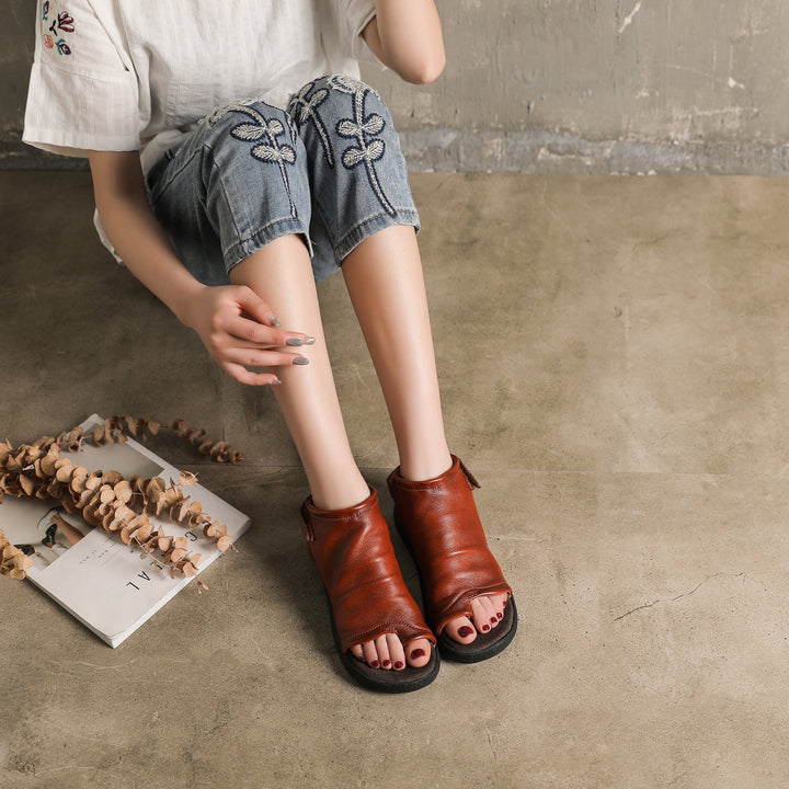  Sandals 