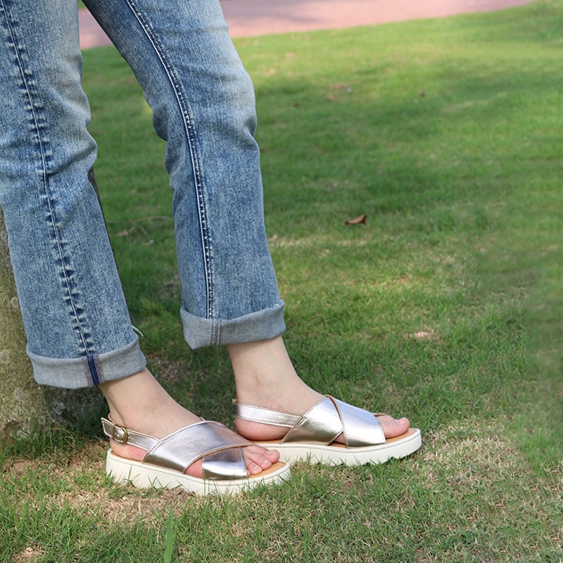 Sandals 